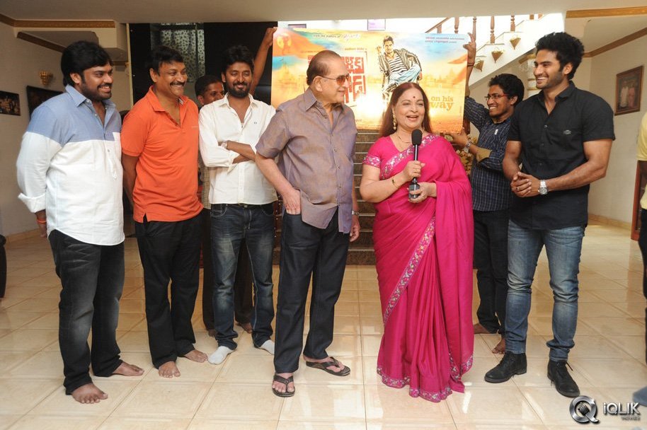 Mosagallaku-Mosagadu-Movie-Fist-Look-Launch